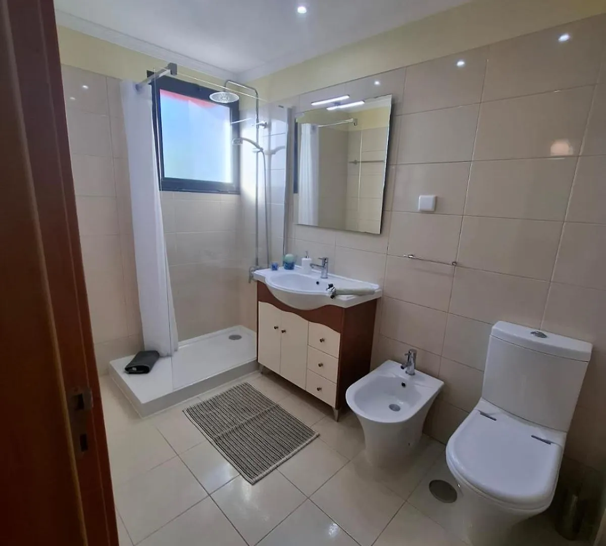 Cozy And Bright Apartment Machico  Portugal