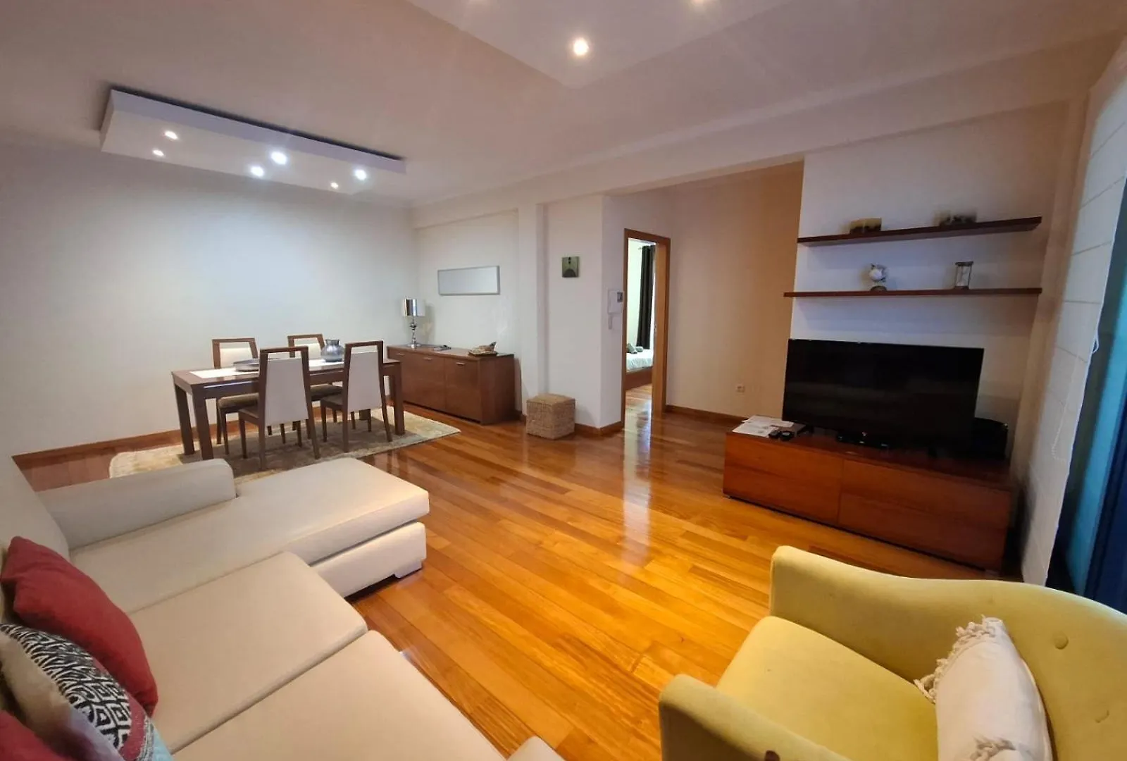 Cozy And Bright Apartment Machico   Machico (Madeira)