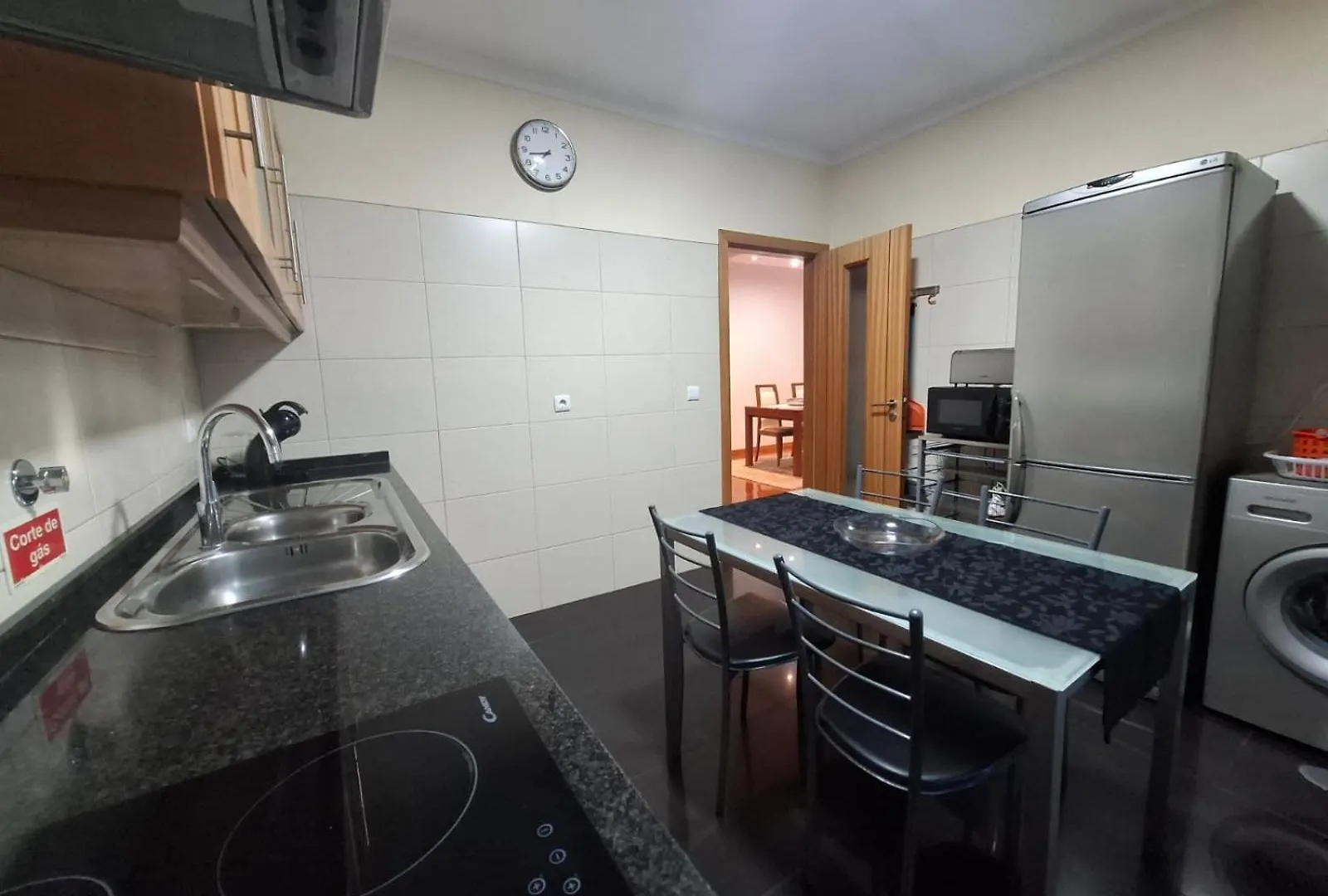 Cozy And Bright Apartment Machico