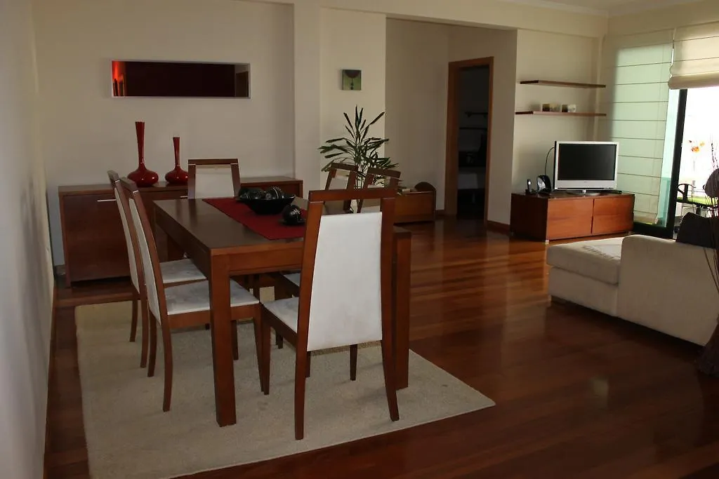 Cozy And Bright Apartment Machico   Machico (Madeira)